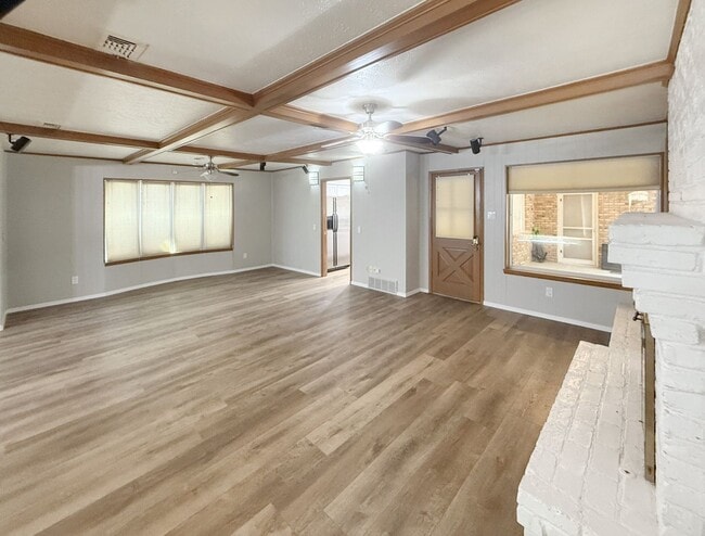 Photo - 3-Bedroom Home for Lease in Grand Prairie – 2,331 Sq Ft