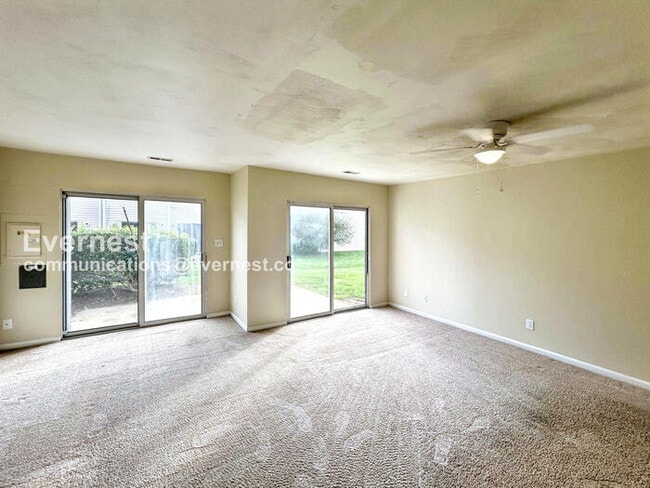 Photo - 3821 Staffordshire Ln