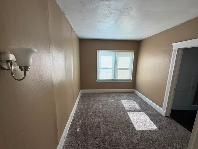 Photo - 12420 Phillips Ave