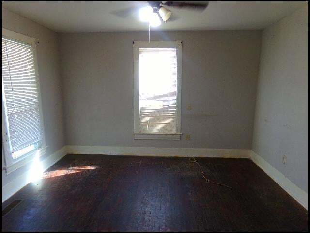 Photo - 2022 Howard St