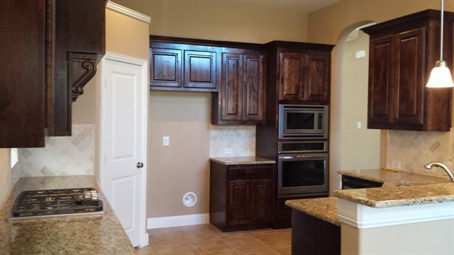 Photo - 2449 Kingsgate Dr