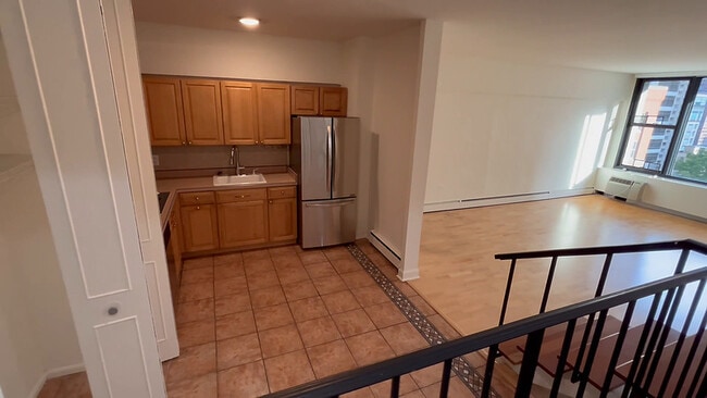 Photo - 833 N Dearborn St Unit #17