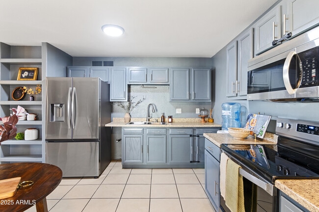 Photo - 13810 N 48th Ave