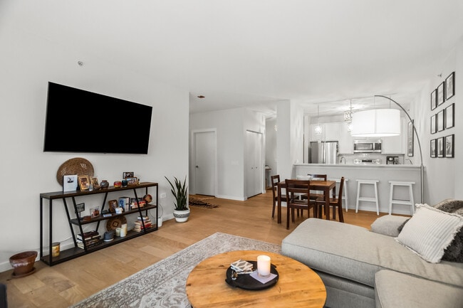 Photo - 100 E 14th St Unit 708