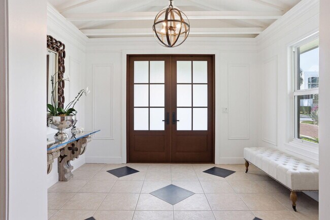 Photo - 309 NE 8th Ave