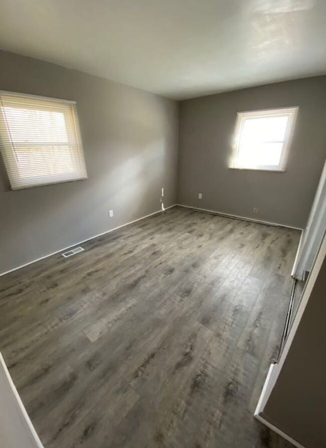 Photo - 606 Dogwood Dr