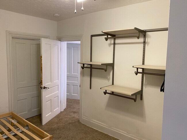 Photo - 2617 Jane St Unit 2