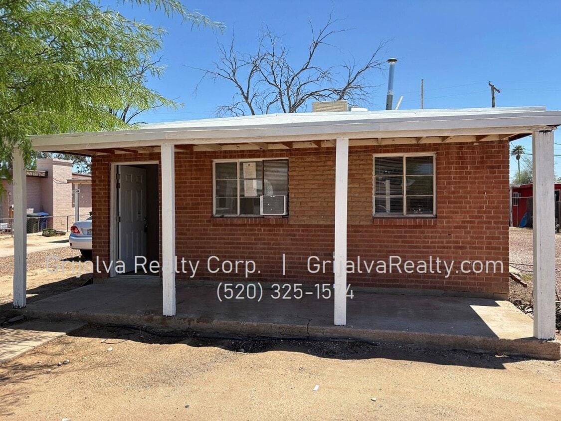 Photo - 4542 E 20th