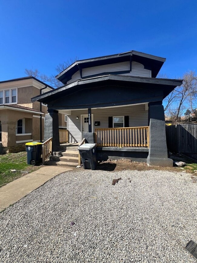 Building Photo - Spacious 4-Bedroom, 2-Bath Home with Hardwood Floors