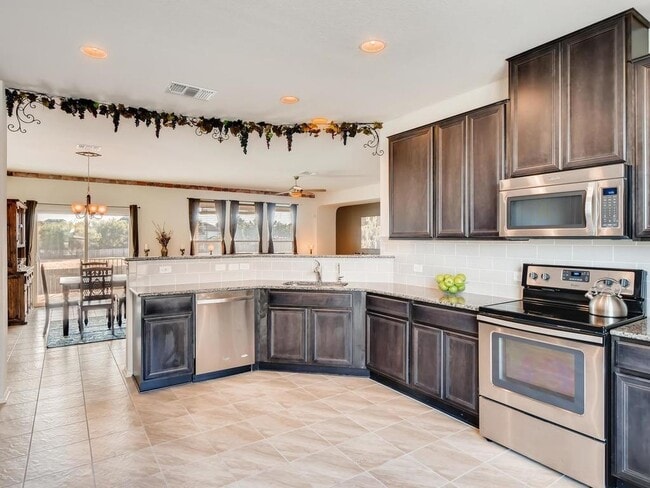 Photo - 1301 Autumn Sage Way