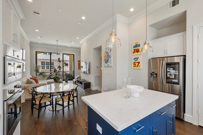 Photo - 2711 Stelter Pl