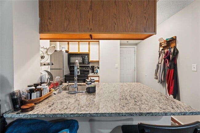 Photo - 795 Hammond Dr Unit 505