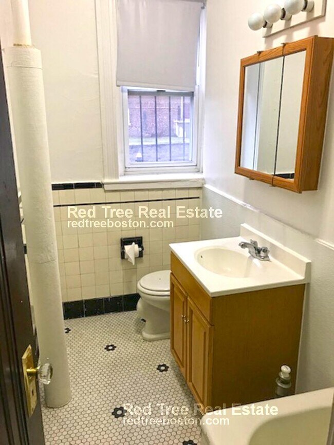 Photo - 1800 Commonwealth Ave Unit 3