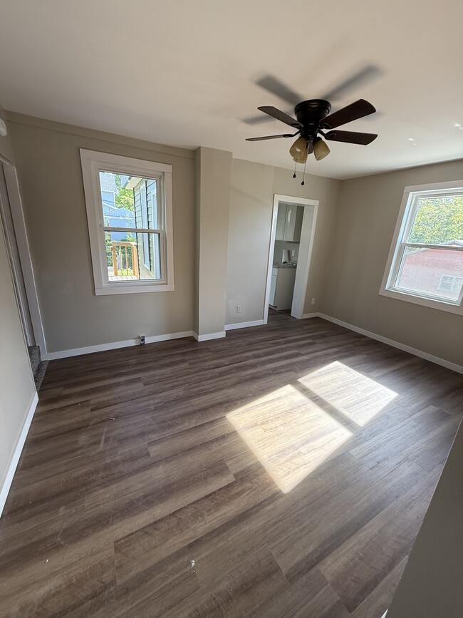 Photo - 830 Columbia St Unit 830