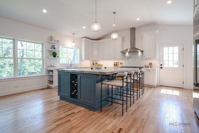 707 Brierhill Rd