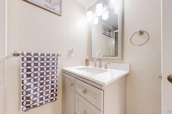 Photo - 17677 E Prentice Cir