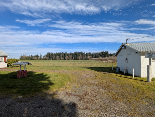 Photo - 12965 NE Carl Rd Unidad A