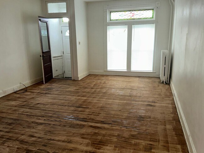 Photo - Spacious Home Available for Rent! W/D! Available Now!