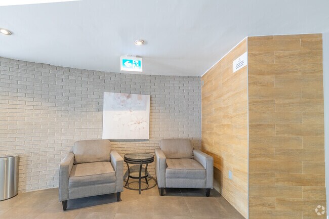 Lobby - Glen Terrace Apartments