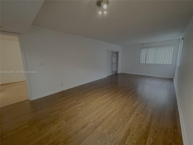 Photo - 191 Lakeview Dr Unit 102