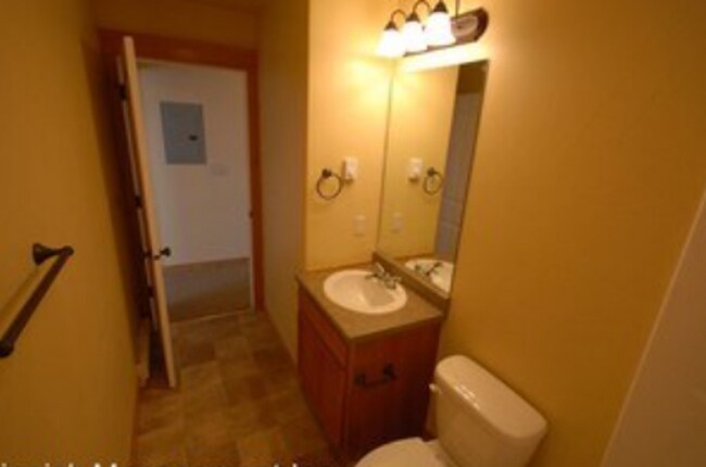 42 Bow Perch Ln Unit 1