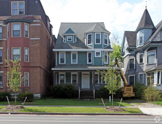 Photo - 419 Porter Ave