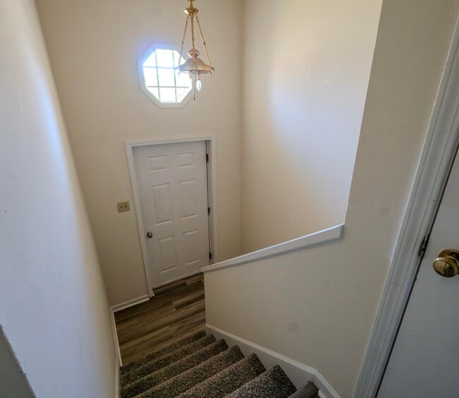 Photo - 922 Southern Hills Dr