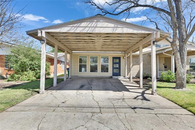 Photo - 1200 Choquette Dr