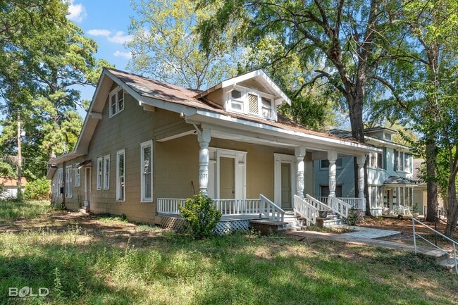 Photo - 2 bed 1 Bath Duplex