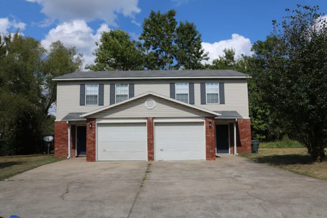 Photo - 594 W Moan Pl