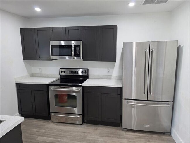 Photo - 4616 SW 33rd Ave