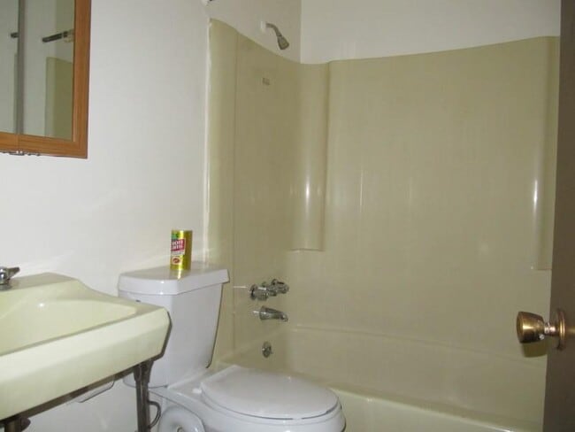 Photo - 4085 Old Rte 8