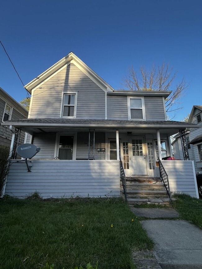 Building Photo - 189 St Charles St Unit 189 St Charles