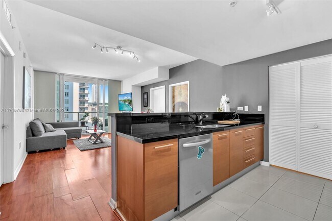 Photo - 244 Biscayne Blvd