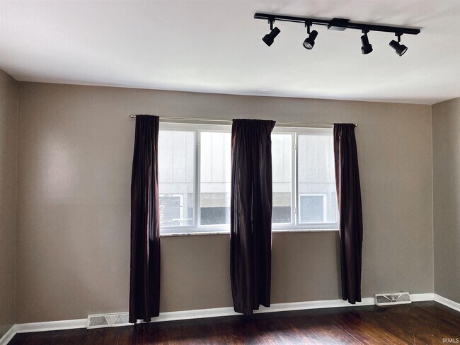 429 N Clark St