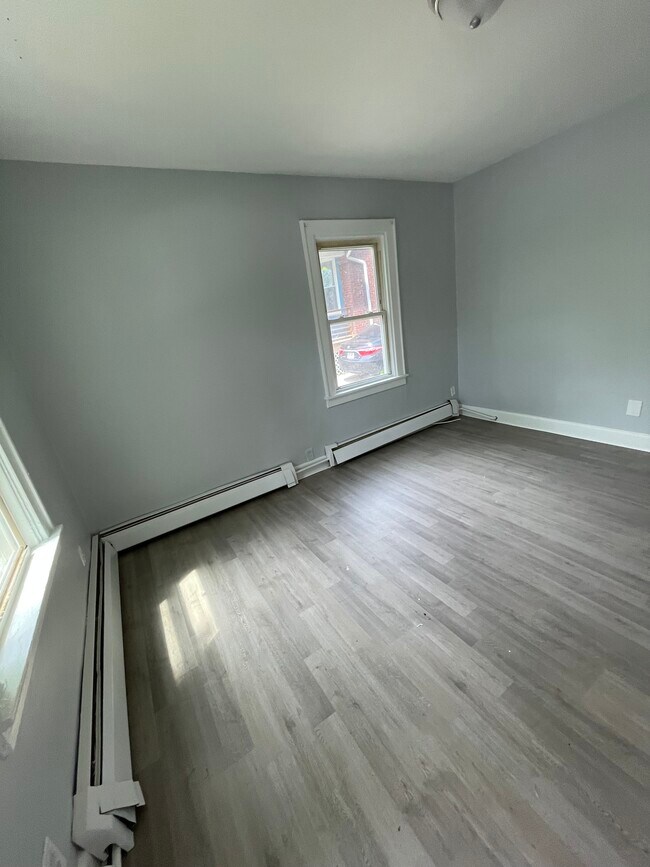 Photo - 2850 Harris Pl Unit 2850 Harris PL #3