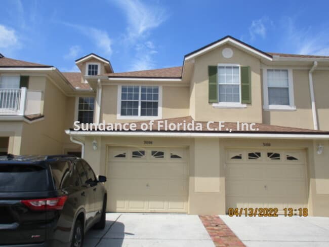 Building Photo - Gated Community close to 'The Loop'