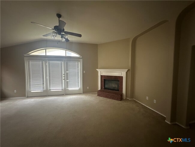 Photo - 226 Lottie Ln