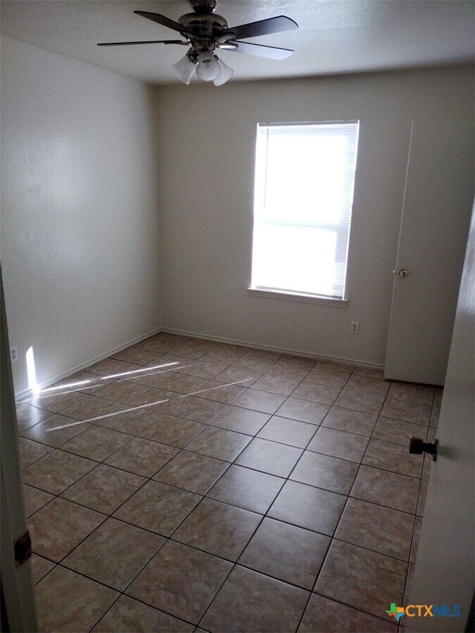 Photo - 1504 Windward Dr