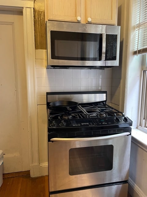 Photo - 93 Chester St Unit R3