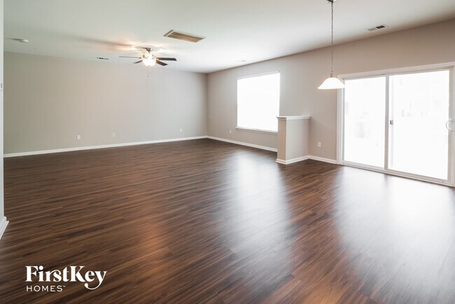 Photo - 420 Gianna Ln