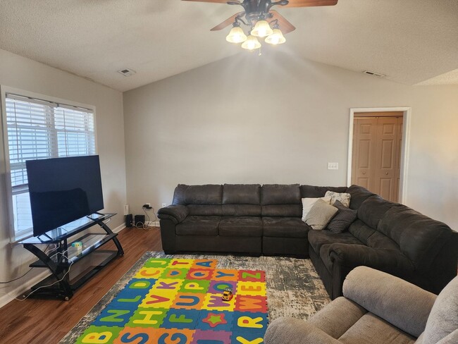 Photo - WHITNEY PINES