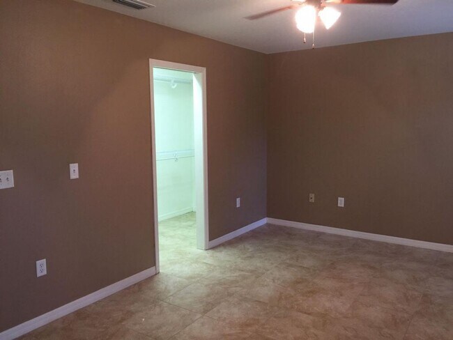 Photo - Groves at Baytree, Tavares 3/2 with Screened Back Porch