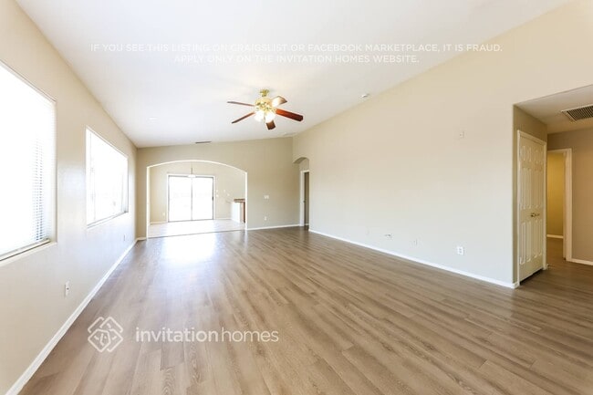 Photo - 5433 W Grove St