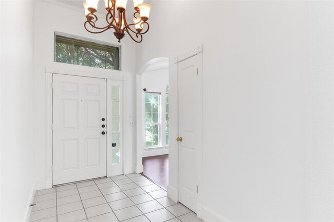 Photo - 2308 Kimra Ln