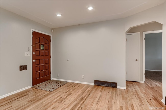 Photo - 6470 Olive St