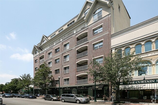 Building Photo - 543 Main St Unit 205 Rental