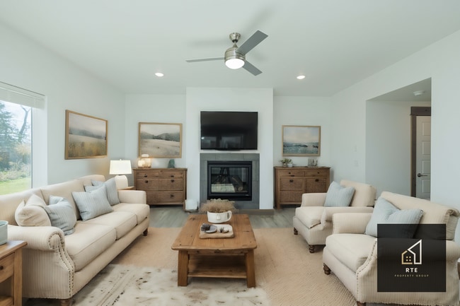 Building Photo - 91 Whiskey Way Unit B