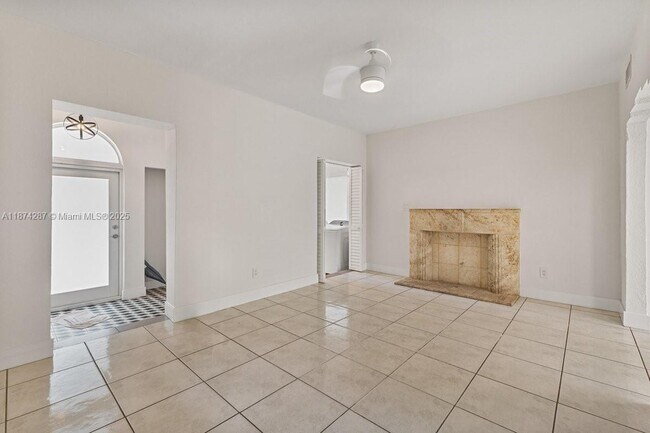 Photo - 2356 SW 16th Ave
