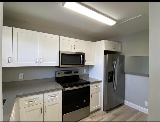 Photo - 4700 Lucerne Lakes Blvd W Unit 207